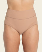 Braga faja de control moderado tiro alto en skinfuse
