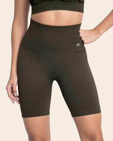 Short ciclista sin costuras con control suave de abdomen#color_695-verde-oscuro