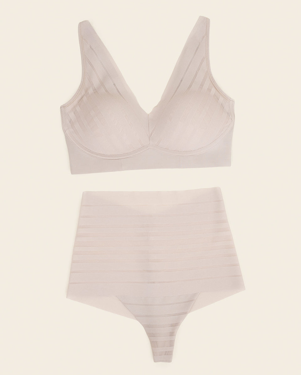 Daily Bra + UltraStripe Undetectable in Nude