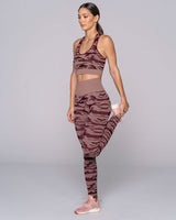 Top deportivo sin costuras doble faz#color_173-estampado-camuflado-vino