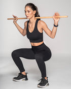 Top deportivo estilo crop top sin costuras acanalado de secado rápido